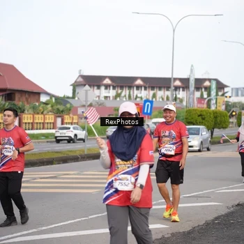 Runner Photo 6002353