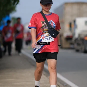 Runner Photo 6002411