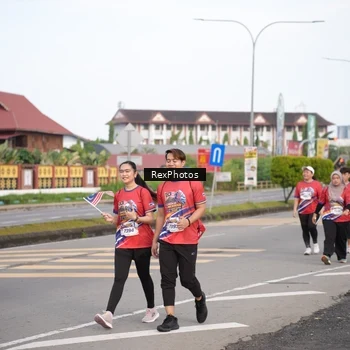 Runner Photo 6002462