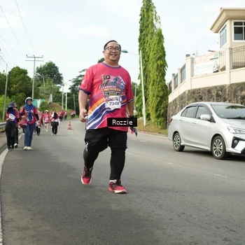 Runner Photo 6002675