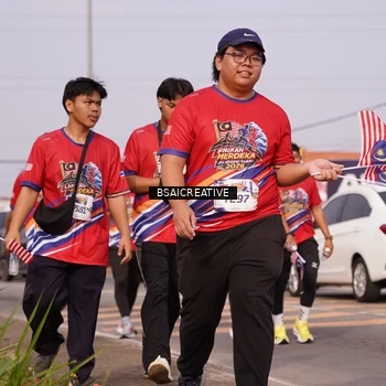Runner Photo 6002741