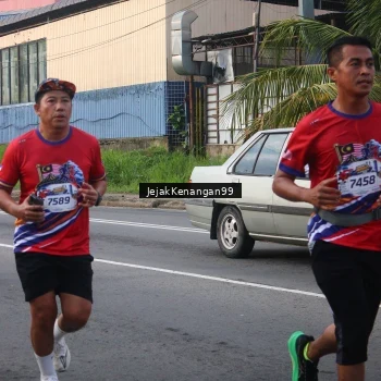 Runner Photo 6002746