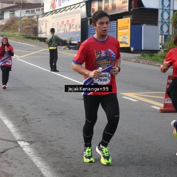 Runner Photo 6002815