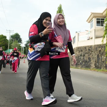 Runner Photo 6002848