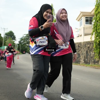 Runner Photo 6002857