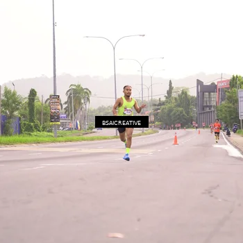 Runner Photo 6002936