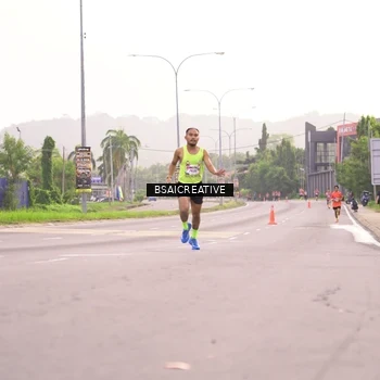 Runner Photo 6002937