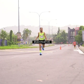 Runner Photo 6002943