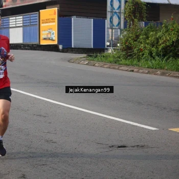Runner Photo 6002945