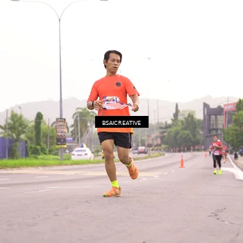 Runner Photo 6002996