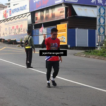 Runner Photo 6003000