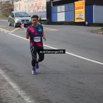 Runner Photo 6003029