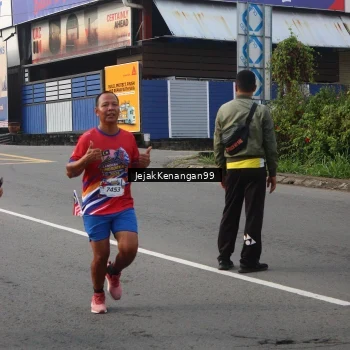 Runner Photo 6003052