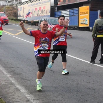 Runner Photo 6003068