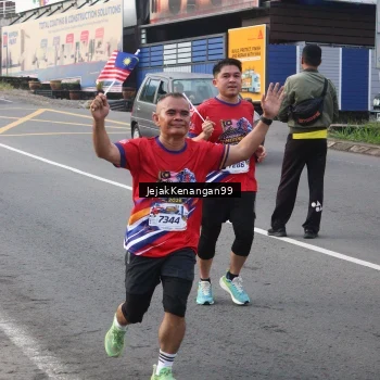 Runner Photo 6003080