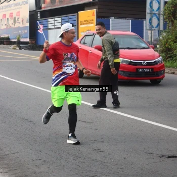 Runner Photo 6003111