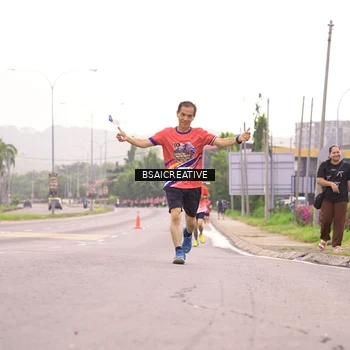 Runner Photo 6003146