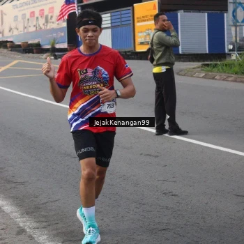 Runner Photo 6003153