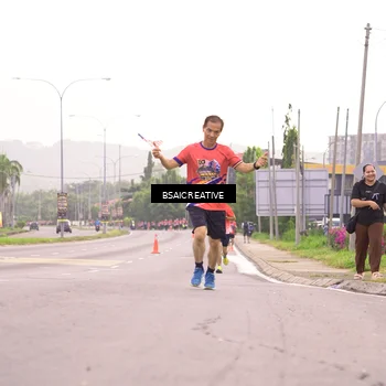 Runner Photo 6003154