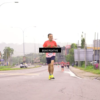 Runner Photo 6003180