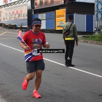 Runner Photo 6003257