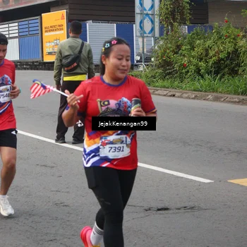 Runner Photo 6003326