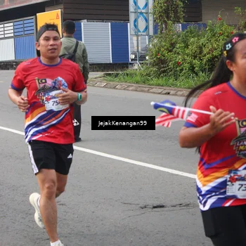 Runner Photo 6003330
