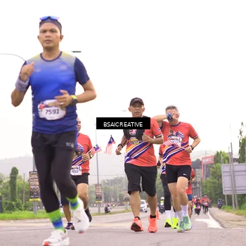 Runner Photo 6003345