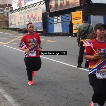 Runner Photo 6003367