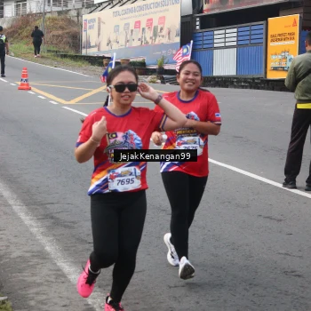 Runner Photo 6003403
