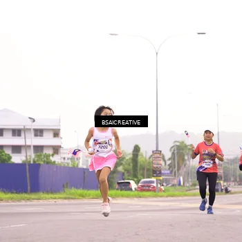 Runner Photo 6003414