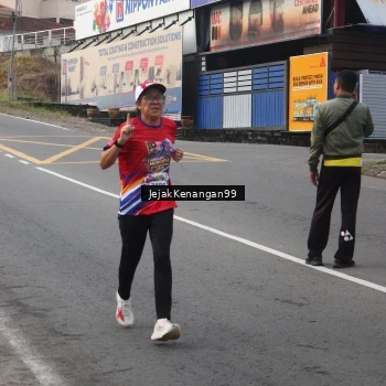 Runner Photo 6003436