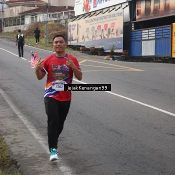 Runner Photo 6003437