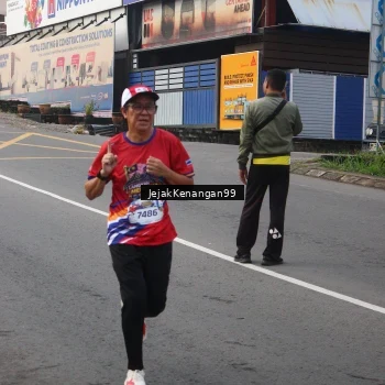 Runner Photo 6003438