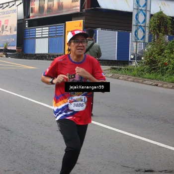 Runner Photo 6003450