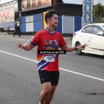 Runner Photo 6003477