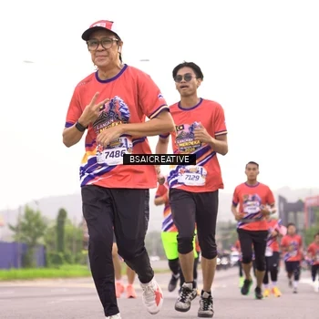 Runner Photo 6003495