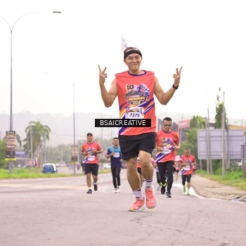 Runner Photo 6003574