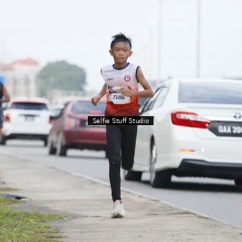 Runner Photo 6003602