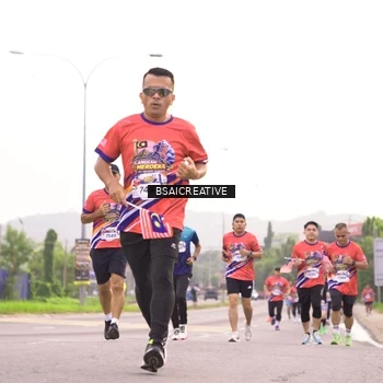 Runner Photo 6003606