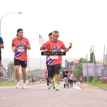 Runner Photo 6003612