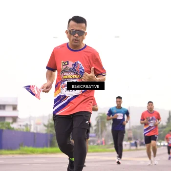 Runner Photo 6003633