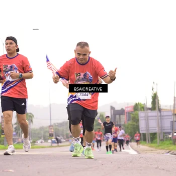 Runner Photo 6003635