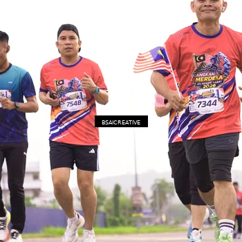 Runner Photo 6003636
