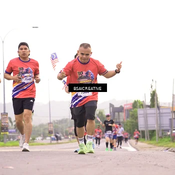 Runner Photo 6003637