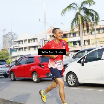 Runner Photo 6003647