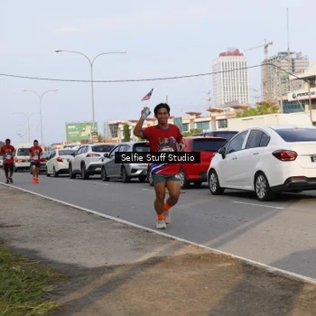 Runner Photo 6003677