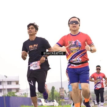 Runner Photo 6003681