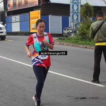 Runner Photo 6003688