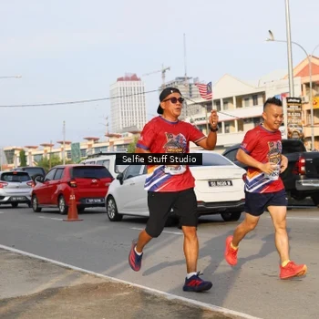Runner Photo 6003692